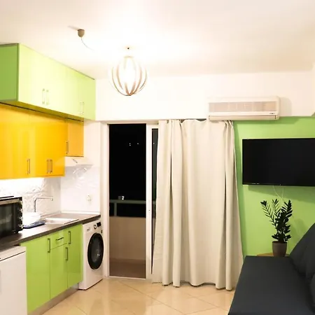 The Sky Yard Eclectic Apartament