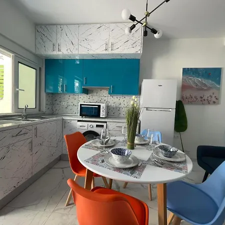 Apartment The Sky Yard Eclectic Rhodes City