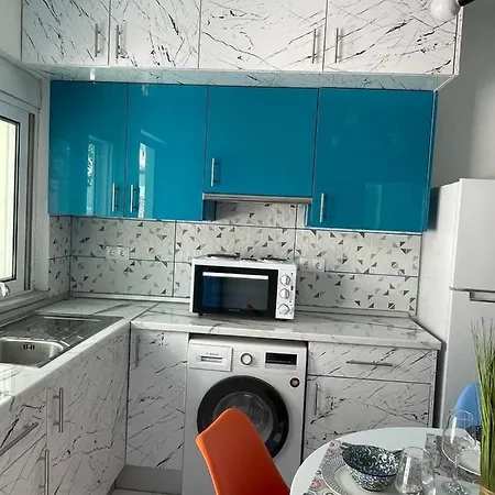 The Sky Yard Eclectic Apartment *