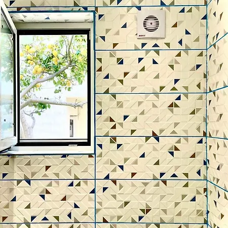 Apartment The Sky Yard Eclectic Rhodes City