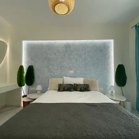 The Sky Yard Eclectic * Rhodes City