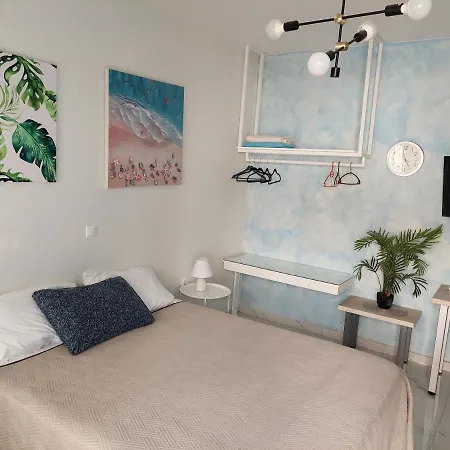 The Sky Yard Eclectic Appartement Rhodes City