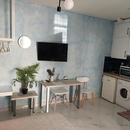 Apartment The Sky Yard Eclectic Rhodes City