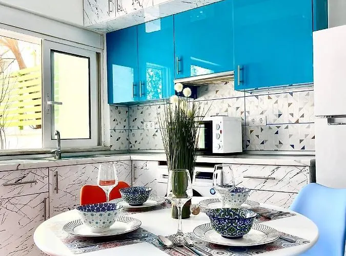 The Sky Yard Eclectic Daire