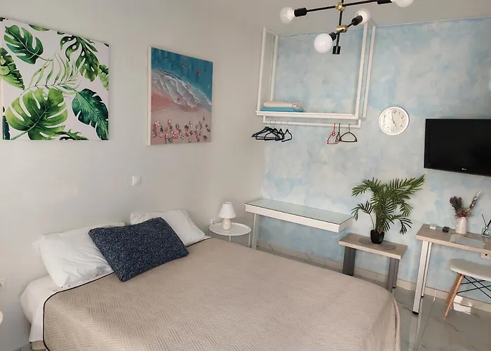 The Sky Yard Eclectic Apartman Rhodes City